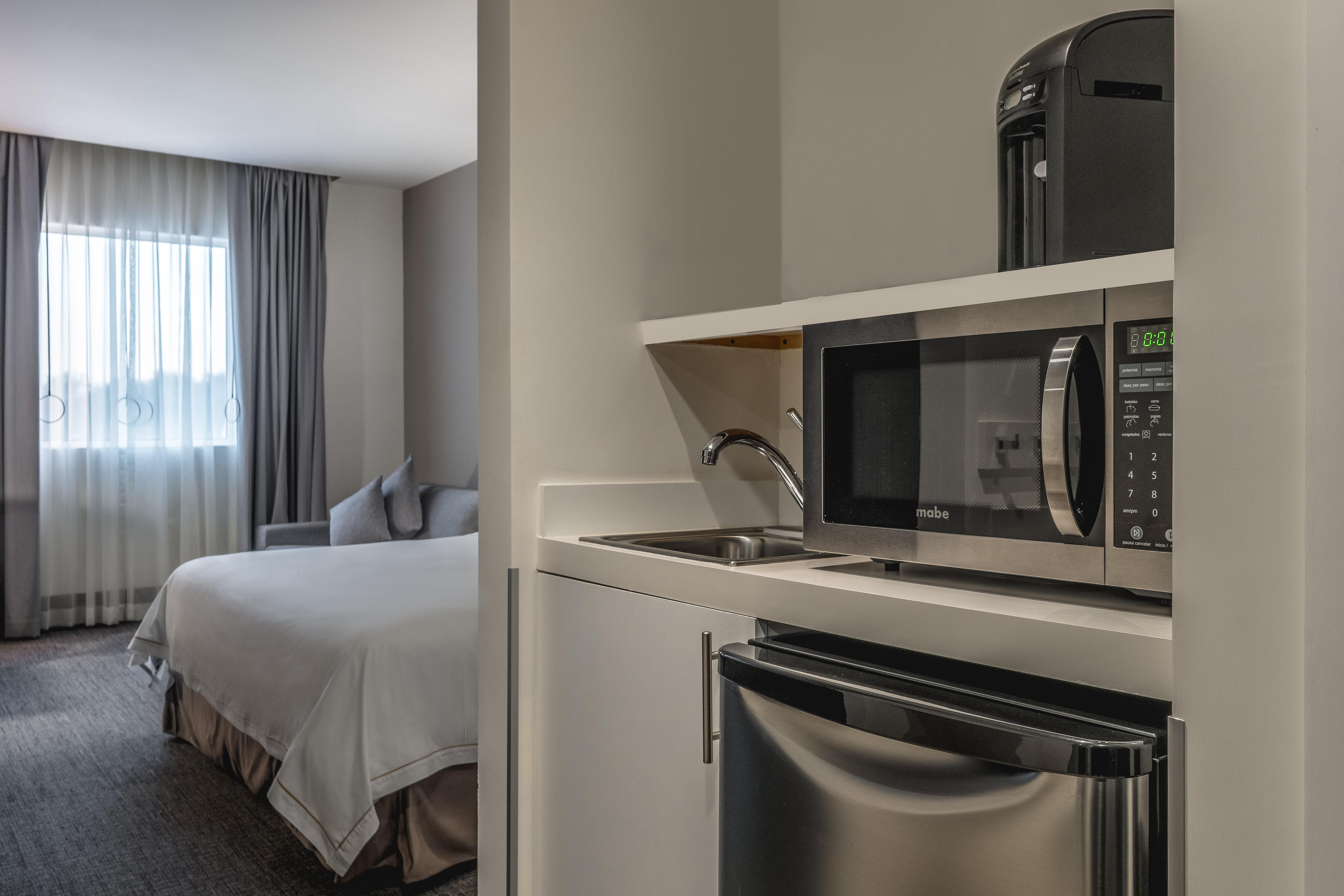 Holiday Inn Express & Suites Silao Aeropuerto Terminal By Ihg Екстер'єр фото