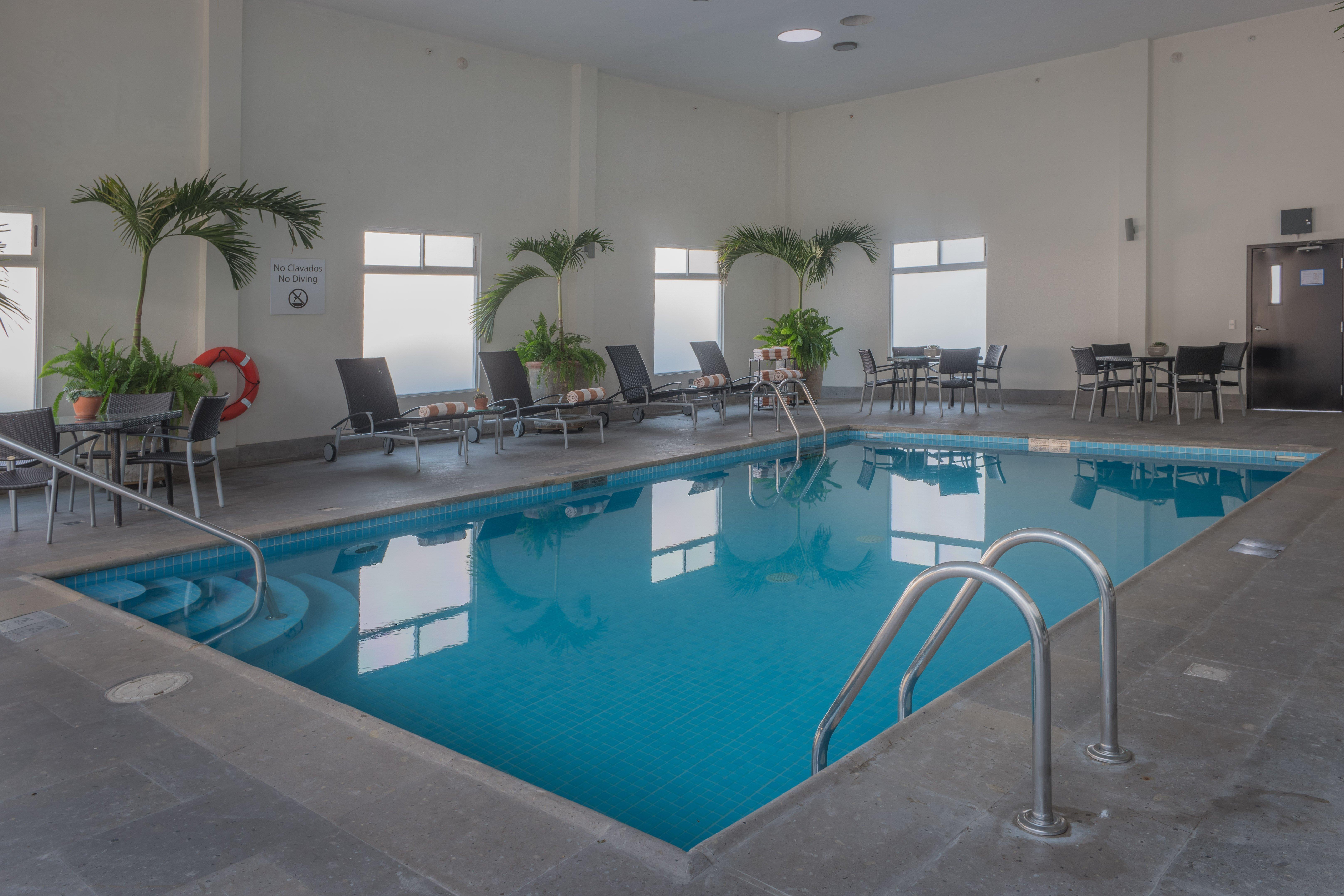 Holiday Inn Express & Suites Silao Aeropuerto Terminal By Ihg Екстер'єр фото